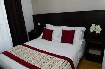 Bonne Nouvelle Hotel 3*